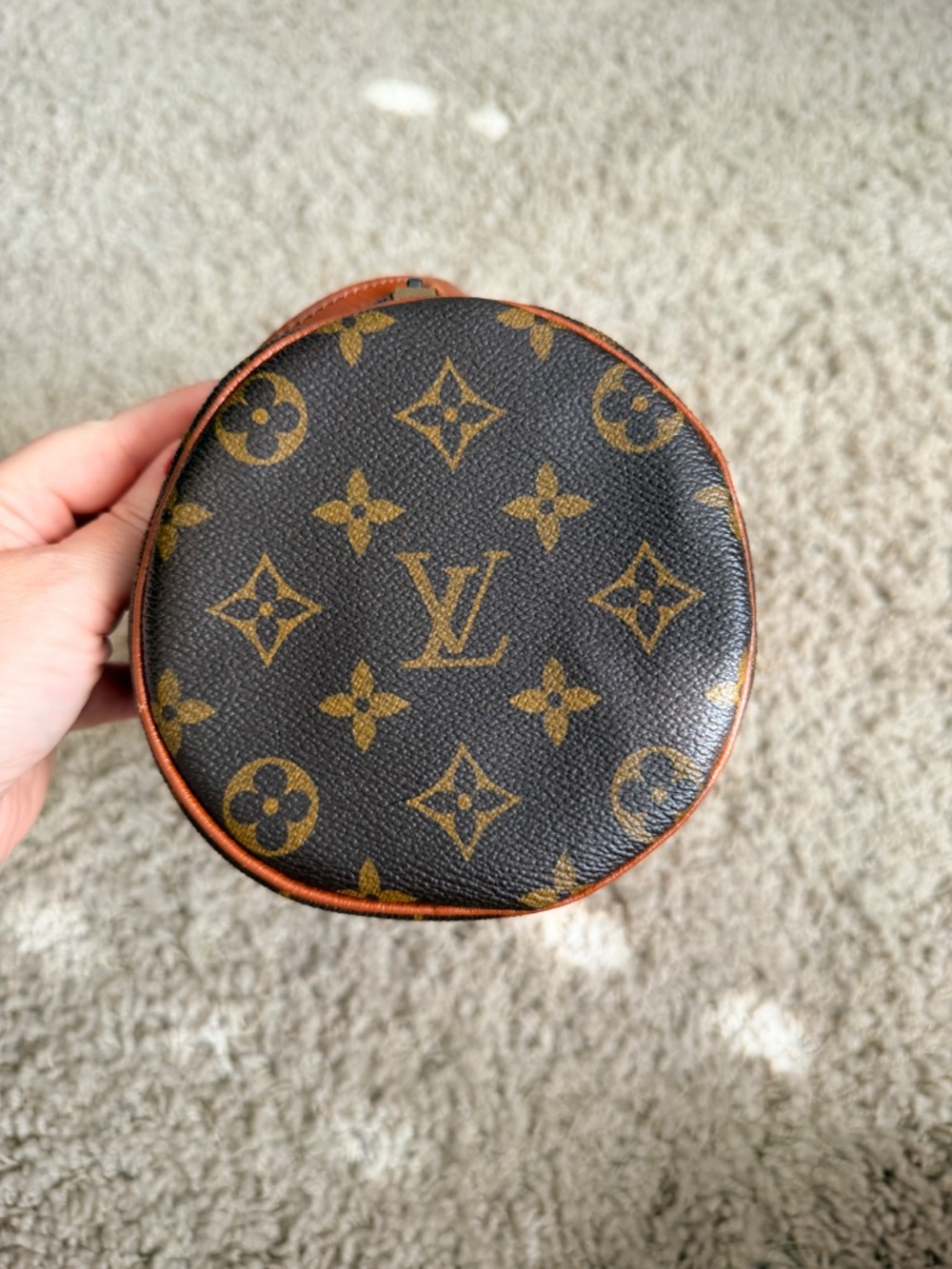 Louis Vuitton Monogram Papillon - Picture 4 of 7